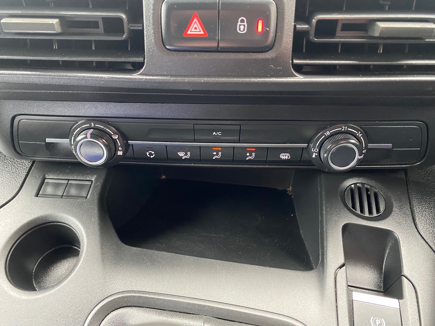 Used Peugeot Partner 2021 for sale - 77283389: Photo 5