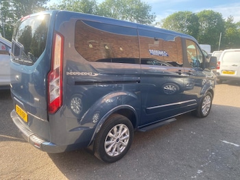 Used Ford Tourneo Custom 2019 for sale - 78748295: Photo