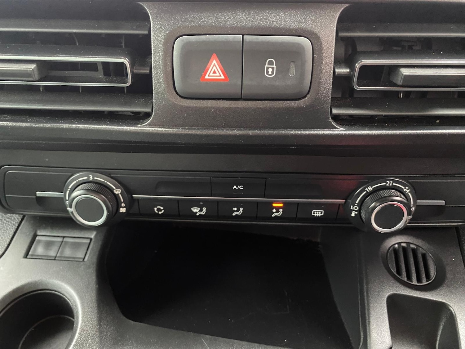 Used Citroen Berlingo 2021 for sale - 77225476: Photo 22