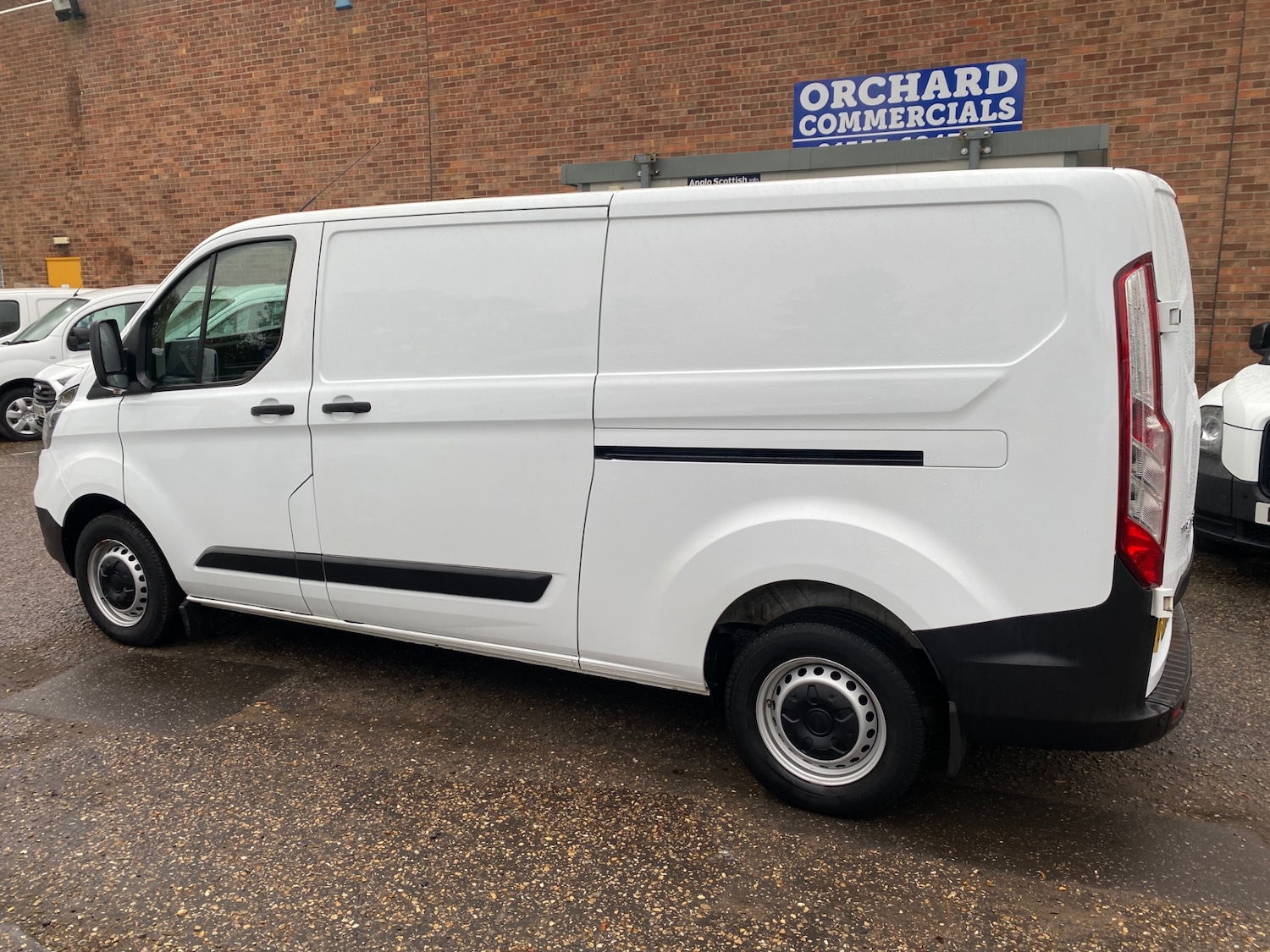 Used Ford Transit Custom 2022 for sale - 76946012: Photo 2