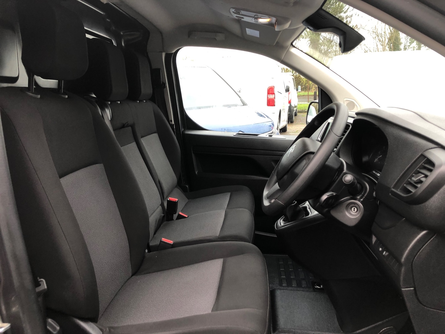 Used Citroen Dispatch 2023 for sale - 76541635: Photo 11