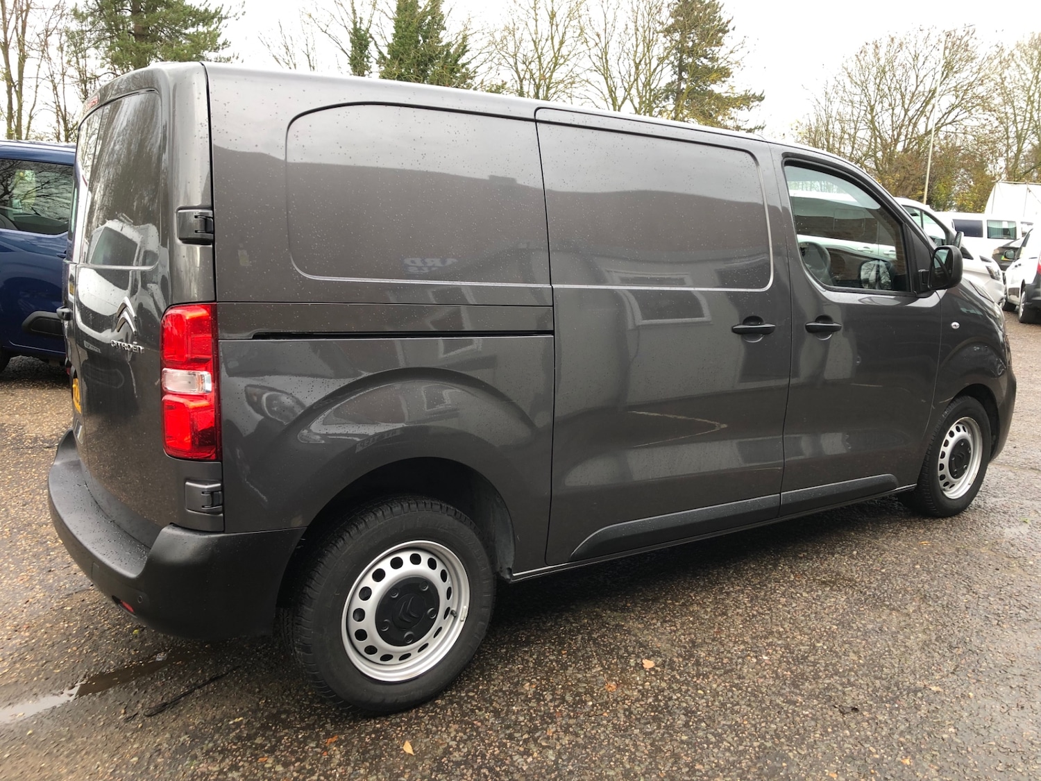 Used Citroen Dispatch 2023 for sale - 76541635: Photo 2