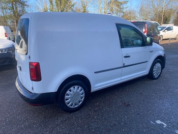 Used Volkswagen Caddy 2018 for sale - 77555353: Photo