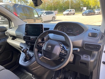 Used Peugeot Partner 2022 for sale - 78356765: Photo