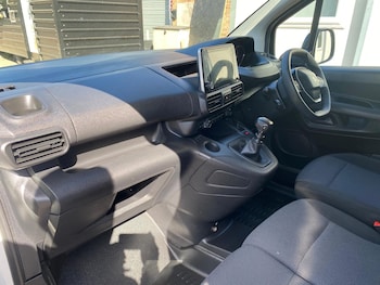 Used Peugeot Partner 2022 for sale - 78356765: Photo