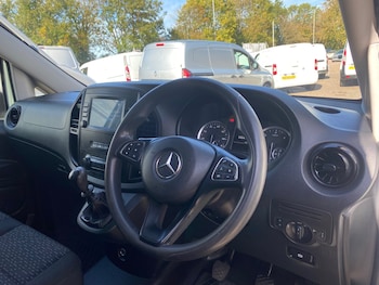 Used Mercedes-Benz Vito 2021 for sale - 76102606: Photo