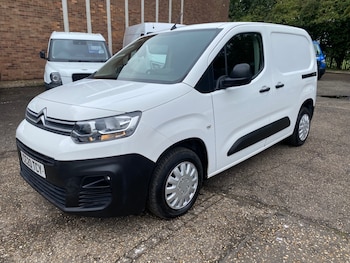 Used Citroen Berlingo 2020 for sale - 75453431: Photo