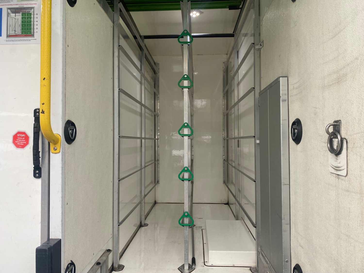 Used Mercedes-Benz Sprinter 2017 for sale - 77000035: Photo 20