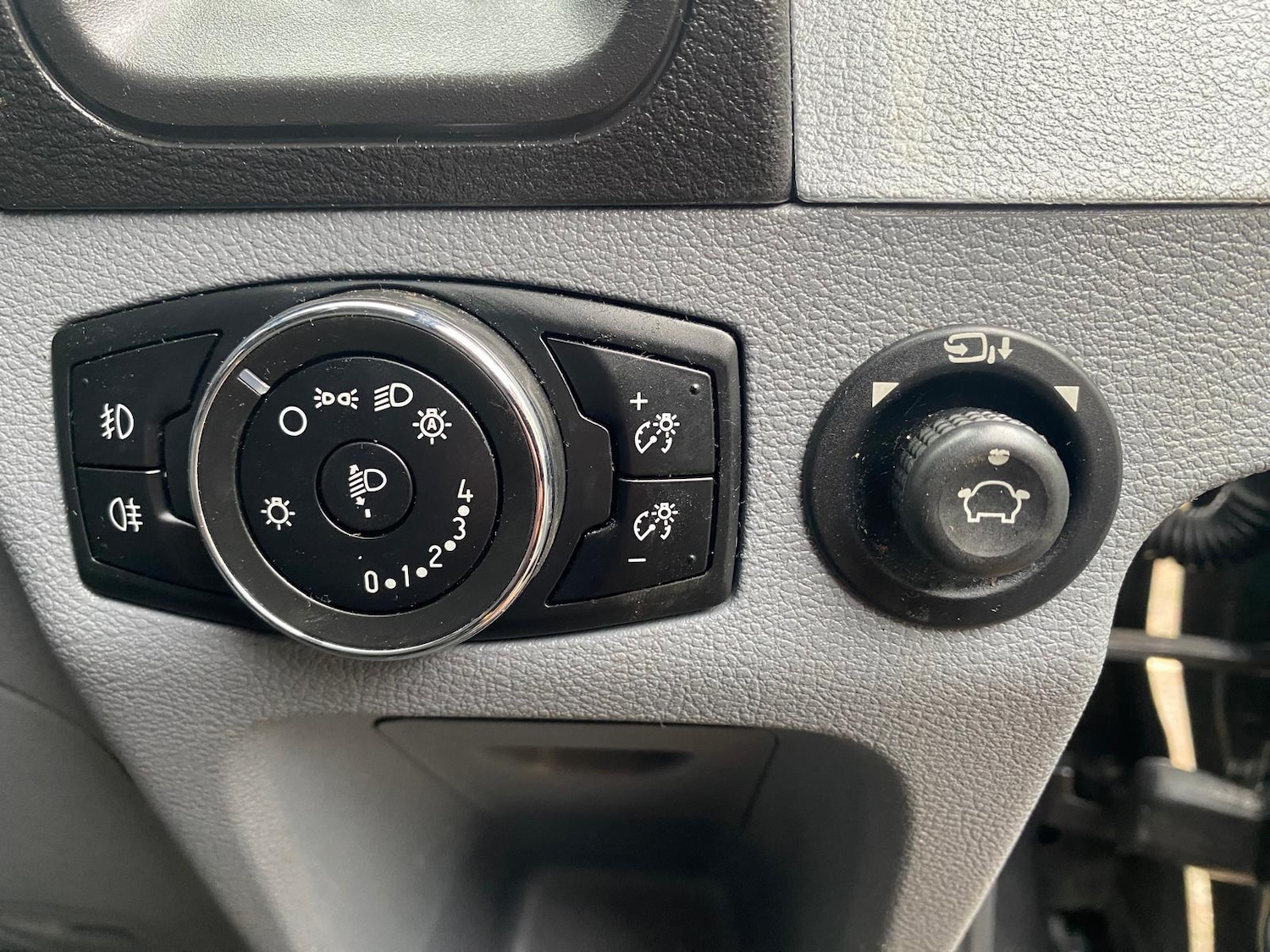 Used Ford Transit 2017 for sale - 76970105: Photo 11