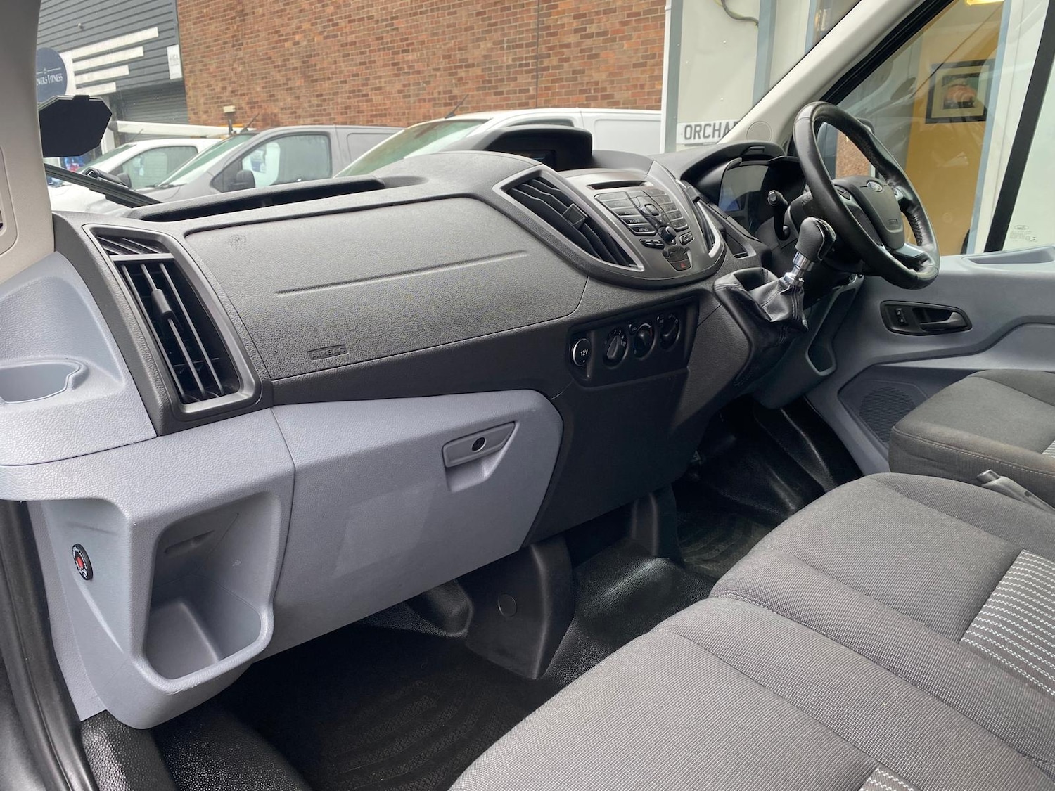 Used Ford Transit 2017 for sale - 76970105: Photo 4