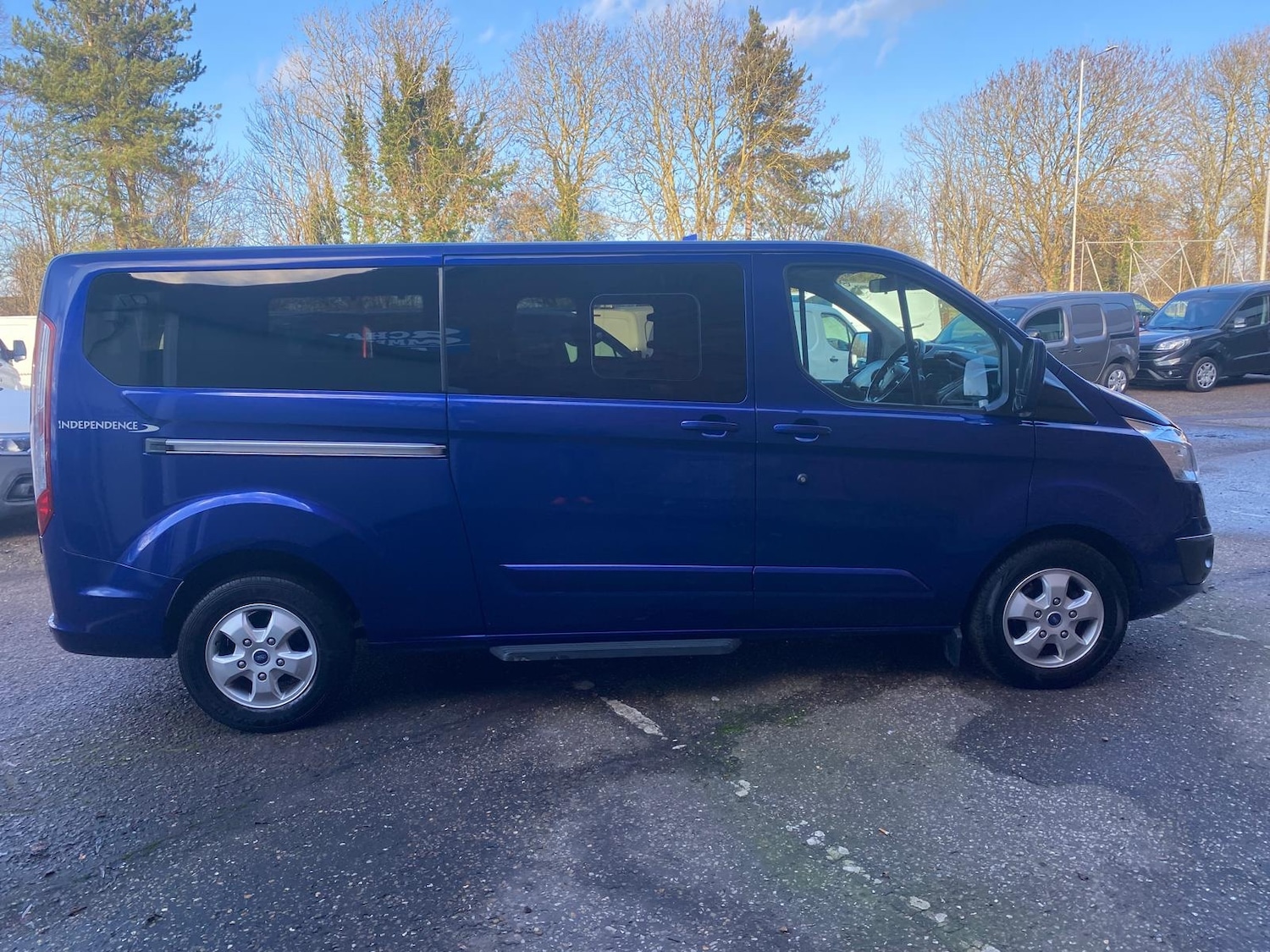 Used Ford Tourneo Custom 2017 for sale - 77273964: Photo 2