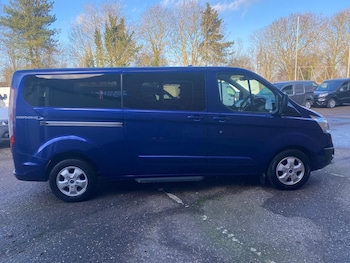 Used Ford Tourneo Custom 2017 for sale - 77273964: Photo