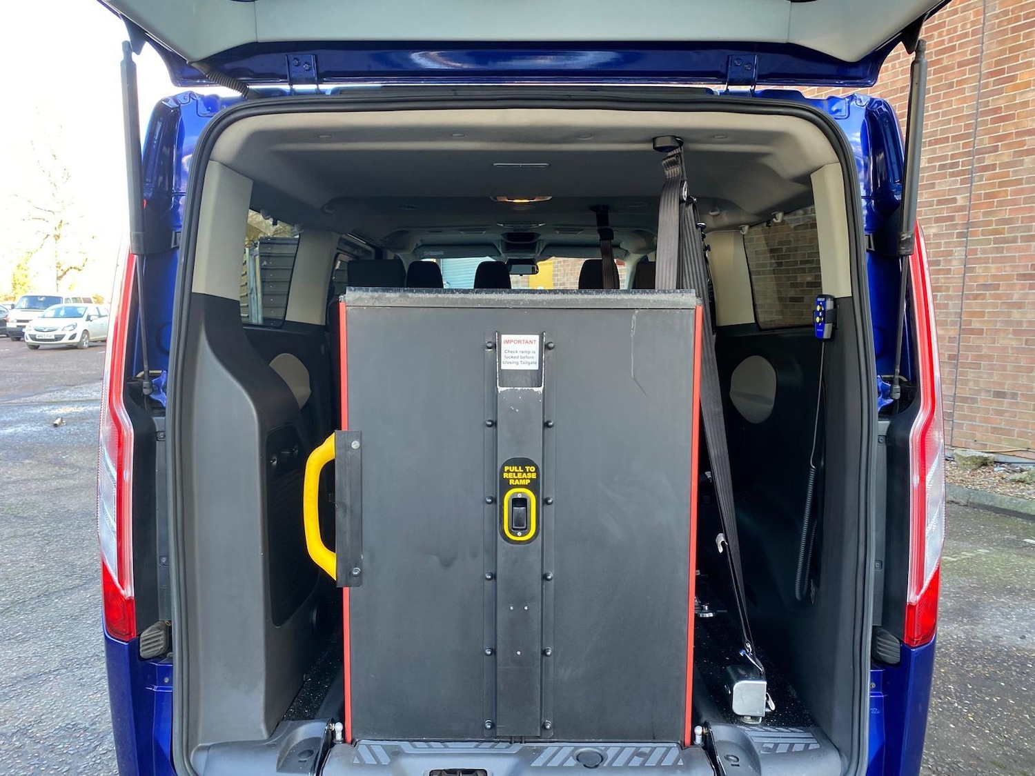 Used Ford Tourneo Custom 2017 for sale - 77273964: Photo 7