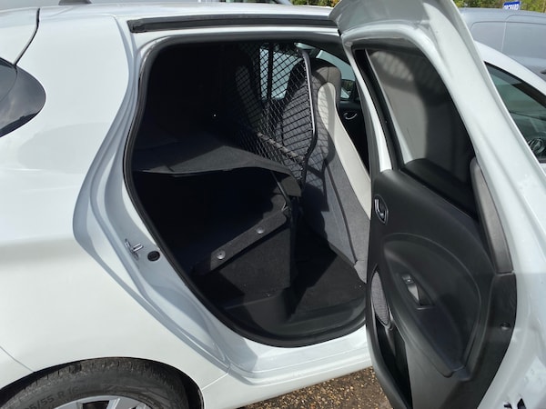 Used Renault Zoe 2022 for sale - 76252804: Photo 4