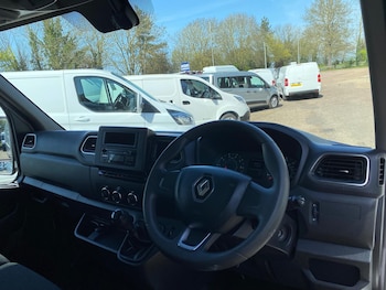 Used Renault Master 2023 for sale - 78210008: Photo