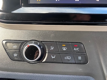 Used Maxus eDeliver 3 2023 for sale - 76450613: Photo