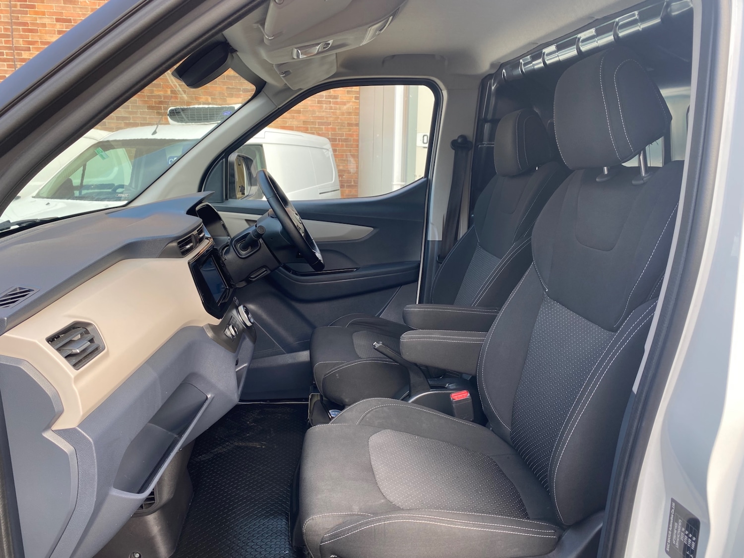 Used Maxus eDeliver 3 2023 for sale - 76450613: Photo 8