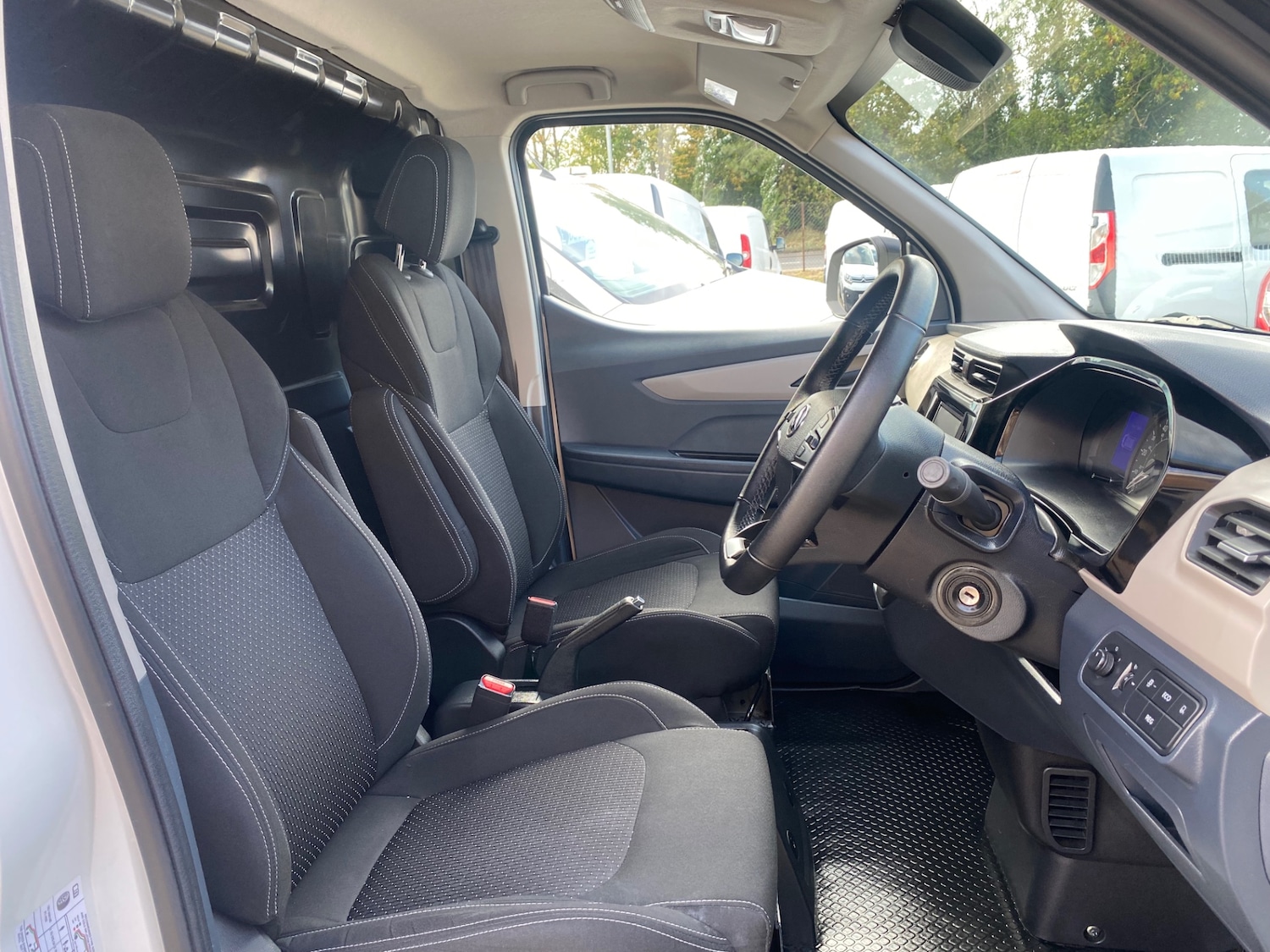 Used Maxus eDeliver 3 2023 for sale - 76450613: Photo 9