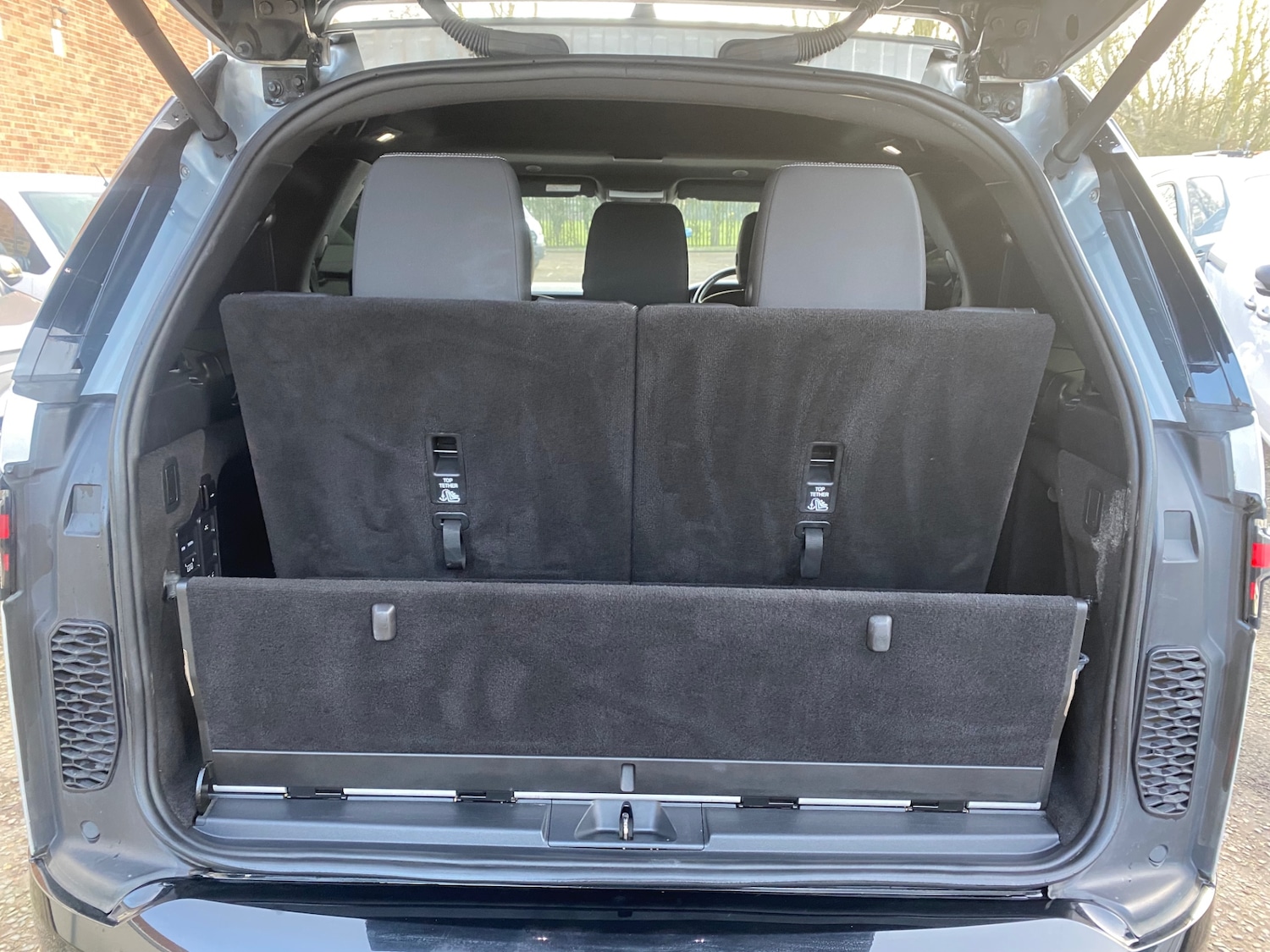 Used Land Rover Discovery 2021 for sale - 77592421: Photo 18