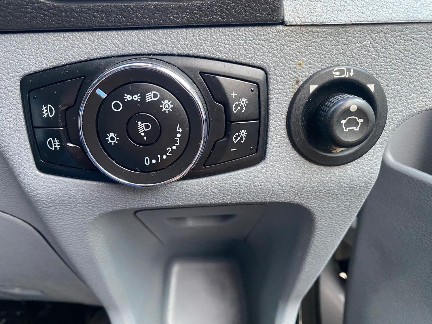 Used Ford Transit 2018 for sale - 77046292: Photo 16