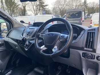 Used Ford Transit 2018 for sale - 77046292: Photo