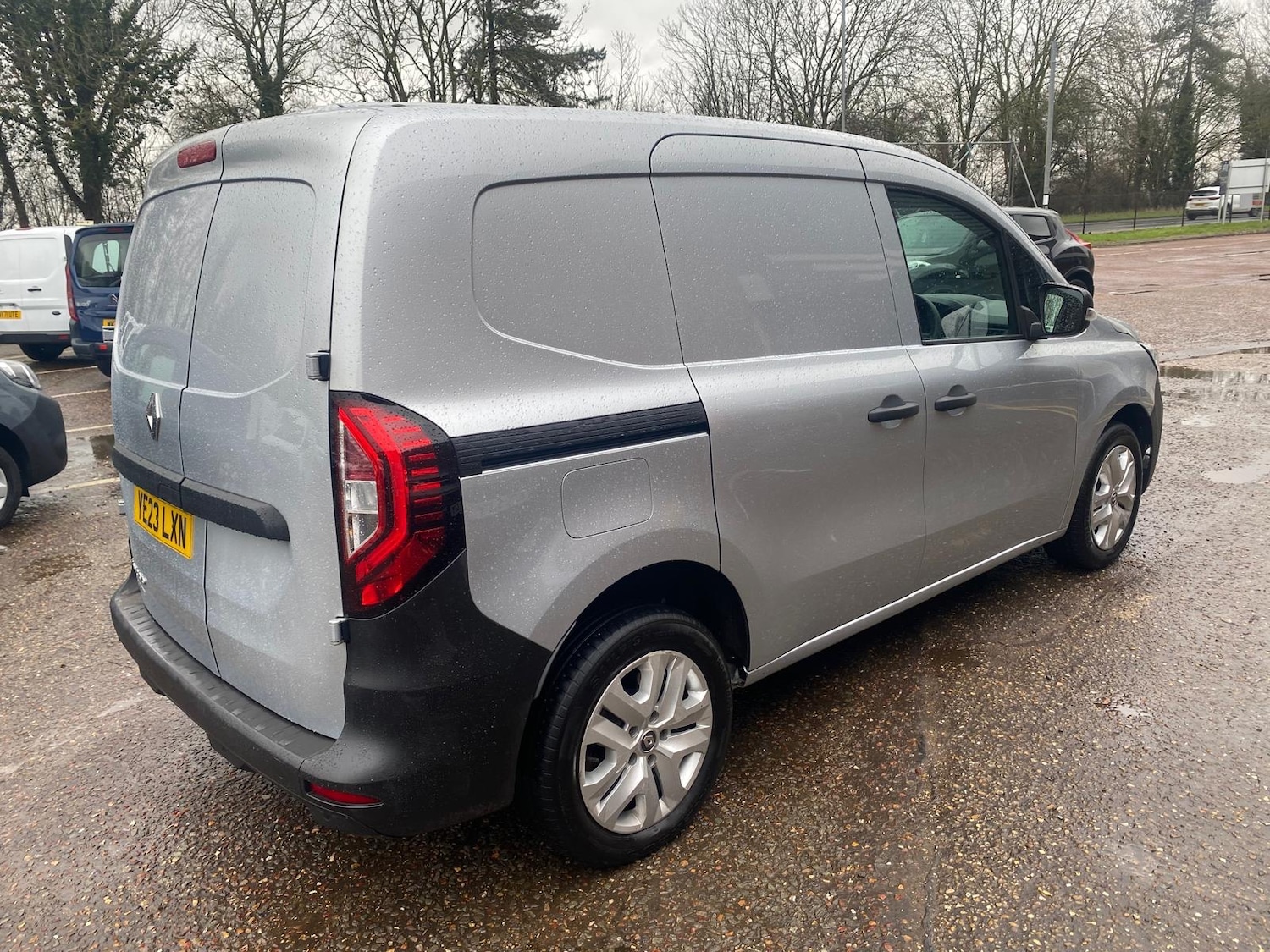 Used Renault Kangoo 2023 for sale - 77274659: Photo 2