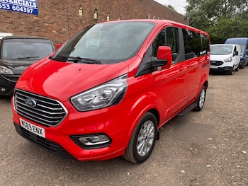 Used Ford Tourneo Custom 2019 for sale - 79253821: Photo