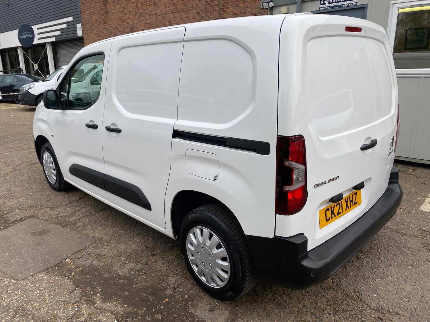 Used Citroen Berlingo 2021 for sale - 76611184: Photo 3