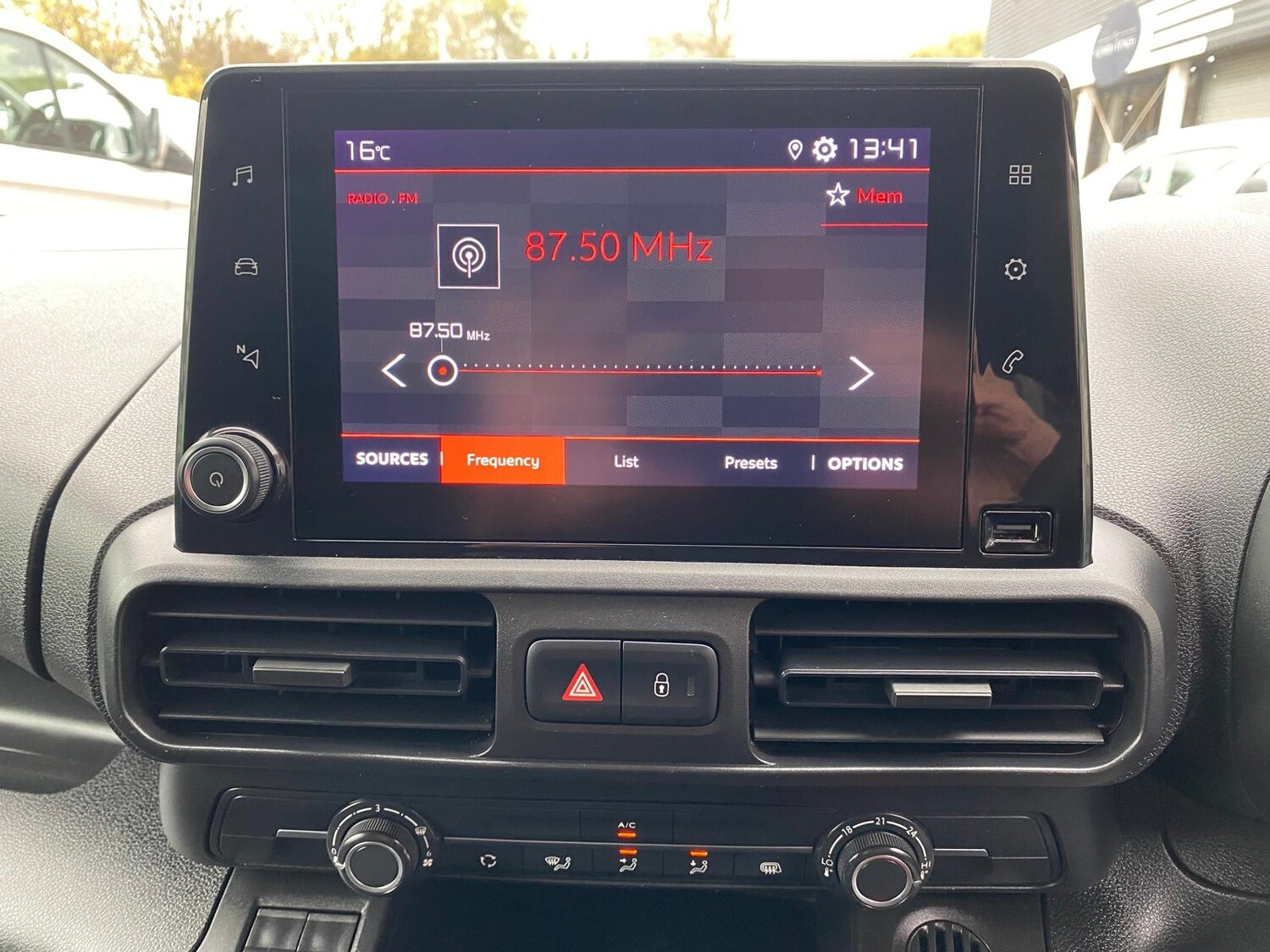 Used Citroen Berlingo 2021 for sale - 76611184: Photo 5