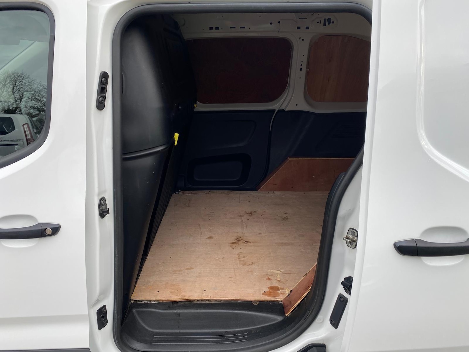 Used Citroen Berlingo 2021 for sale - 76611184: Photo 8