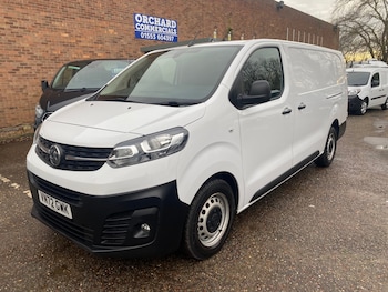 Vauxhall Vivaro feature image