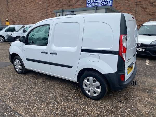 Used Renault Kangoo 2020 for sale - 76157312: Photo 2