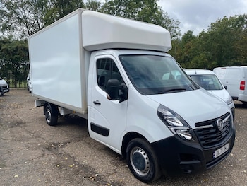 Vauxhall - Movano