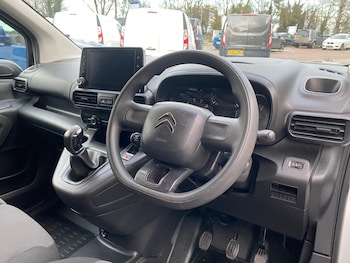 Used Citroen Berlingo 2020 for sale - 76625172: Photo
