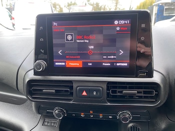 Used Citroen Berlingo 2020 for sale - 76625172: Photo