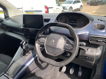 Used Peugeot Rifter 2020 for sale - 79563372: Photo