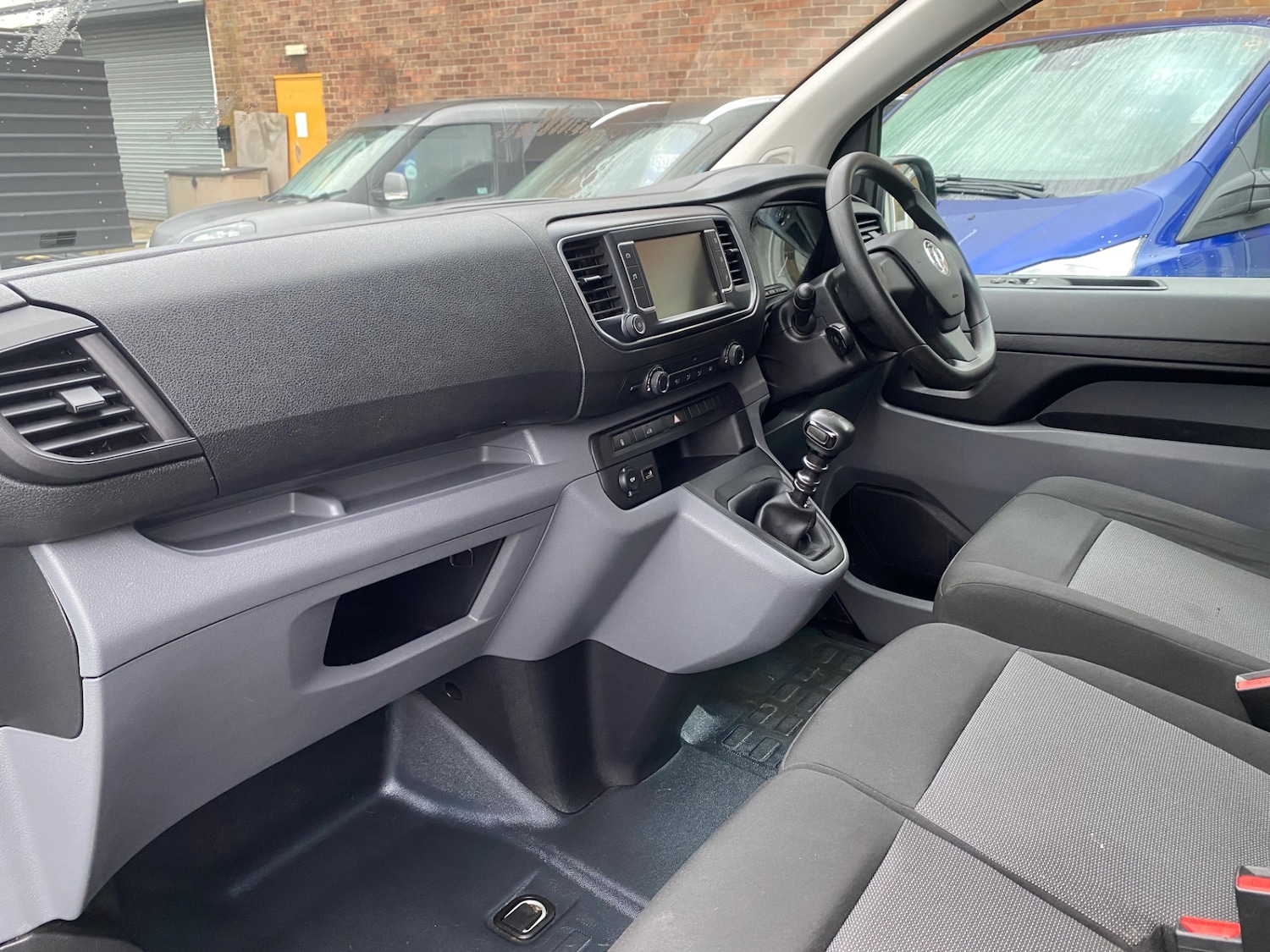 Used Vauxhall Vivaro 2022 for sale - 77364772: Photo 4