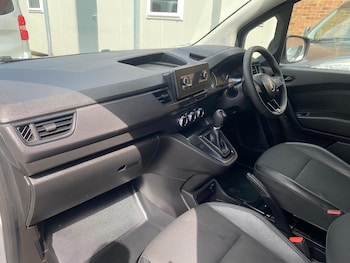 Used Renault Kangoo 2024 for sale - 78896045: Photo
