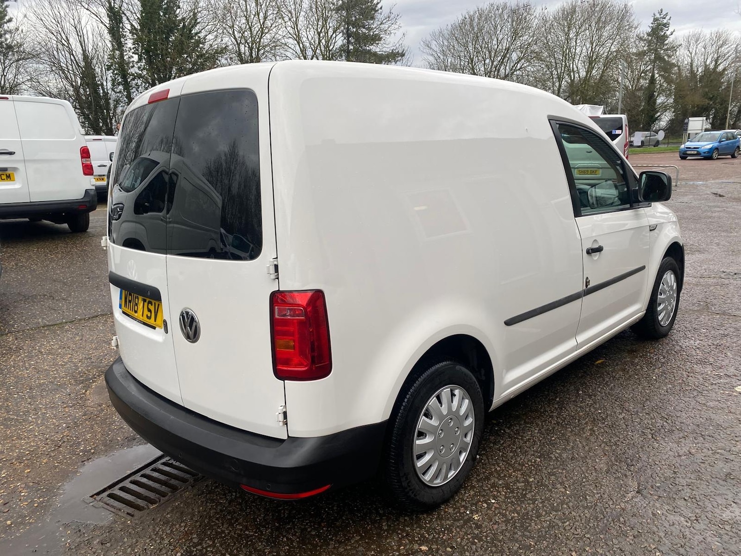 Used Volkswagen Caddy 2018 for sale - 76882045: Photo 2