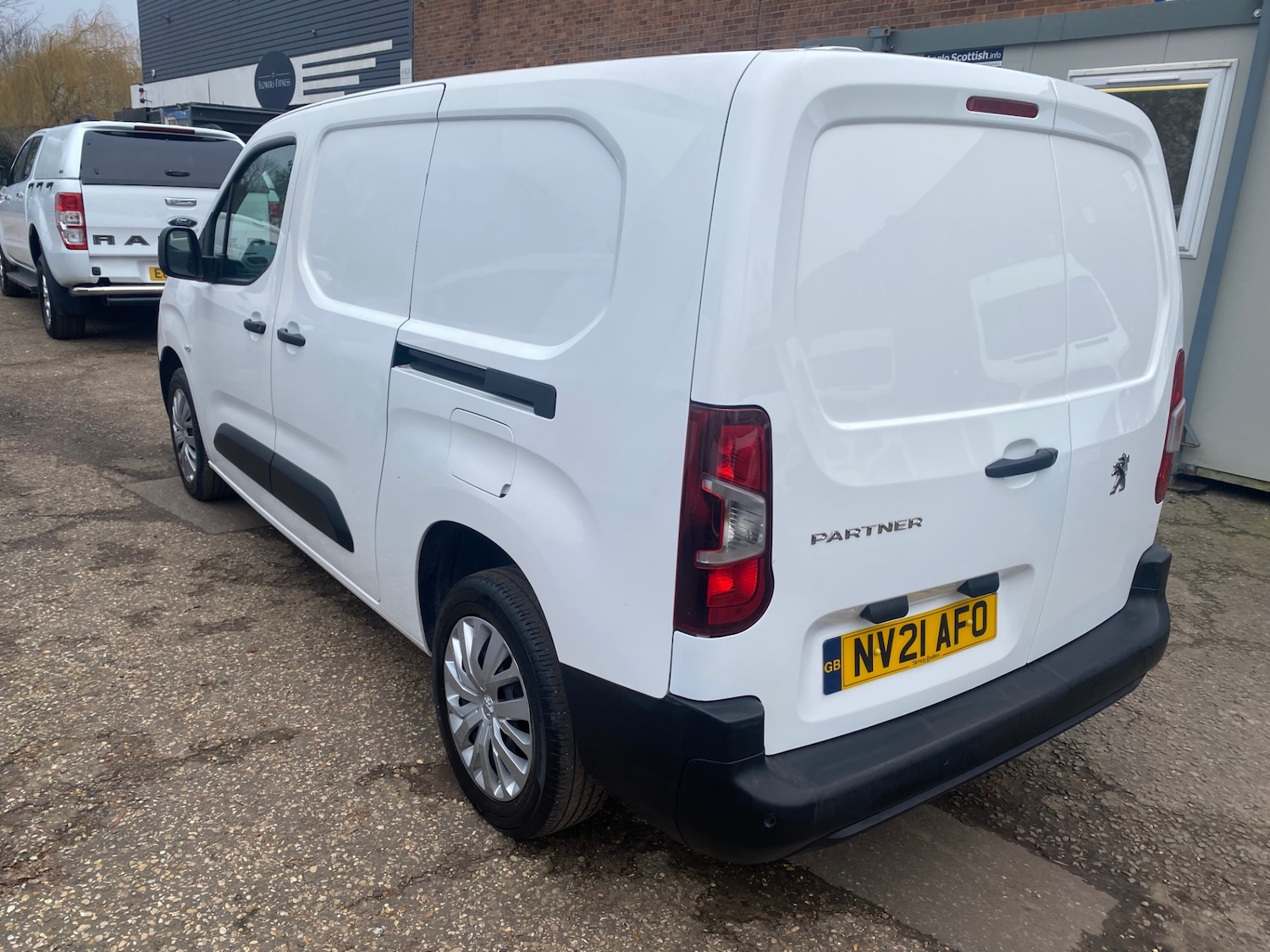 Used Peugeot Partner 2021 for sale - 77324549: Photo 11