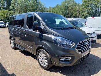 Used Ford Tourneo Custom 2019 for sale - 78961539: Photo