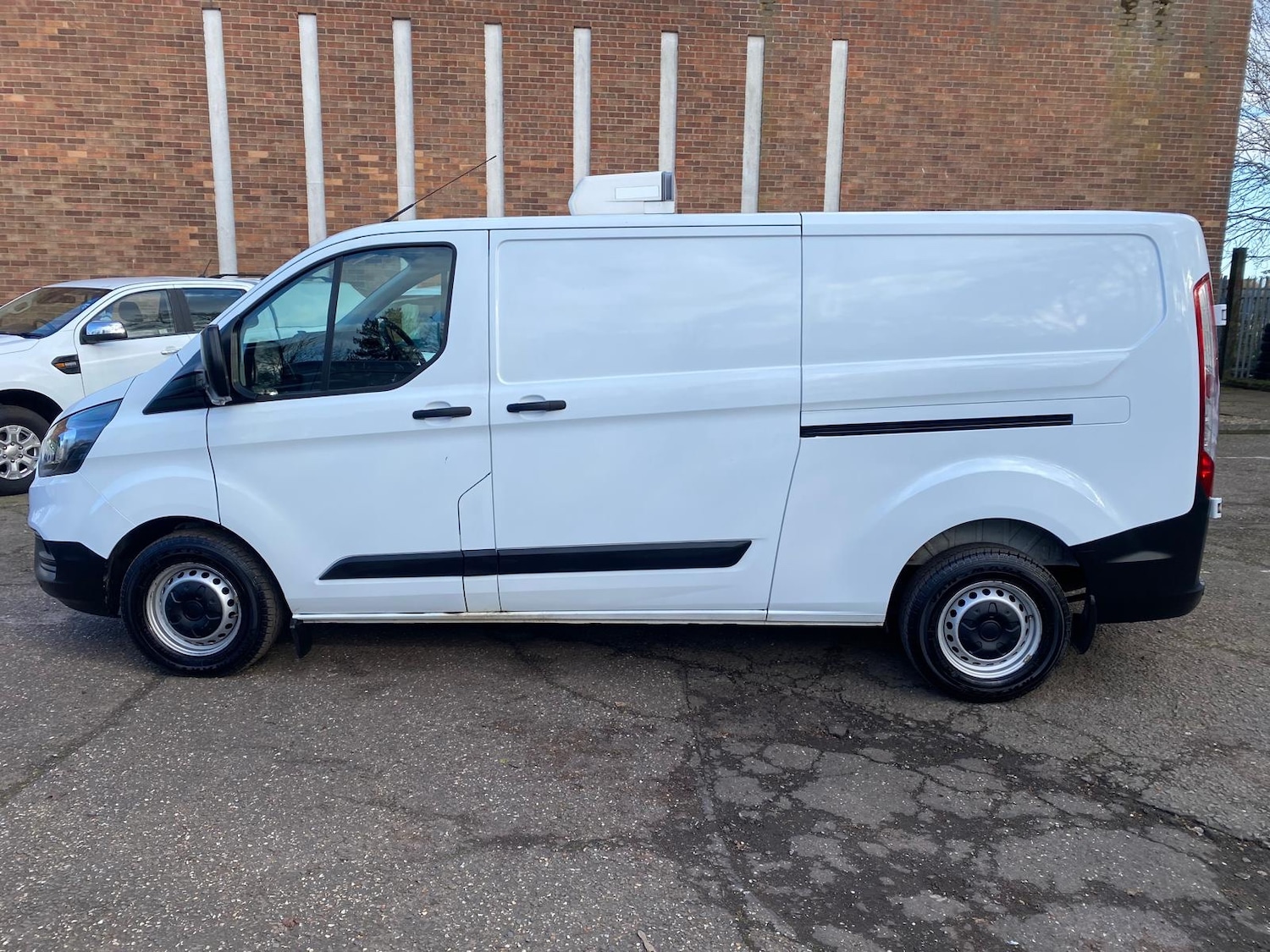 Used Ford Transit Custom 2022 for sale - 77911531: Photo 2