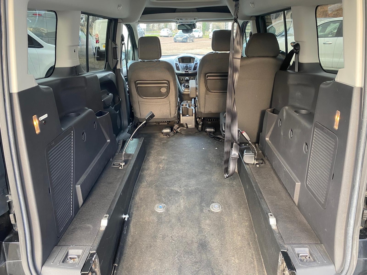 Used Ford Grand Tourneo Connect 2018 for sale - 77247641: Photo 10