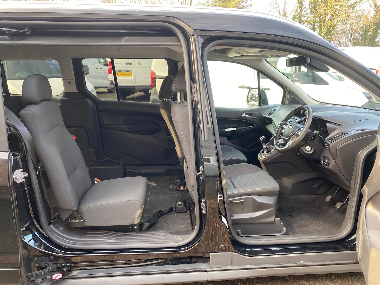 Used Ford Grand Tourneo Connect 2018 for sale - 77247641: Photo 14