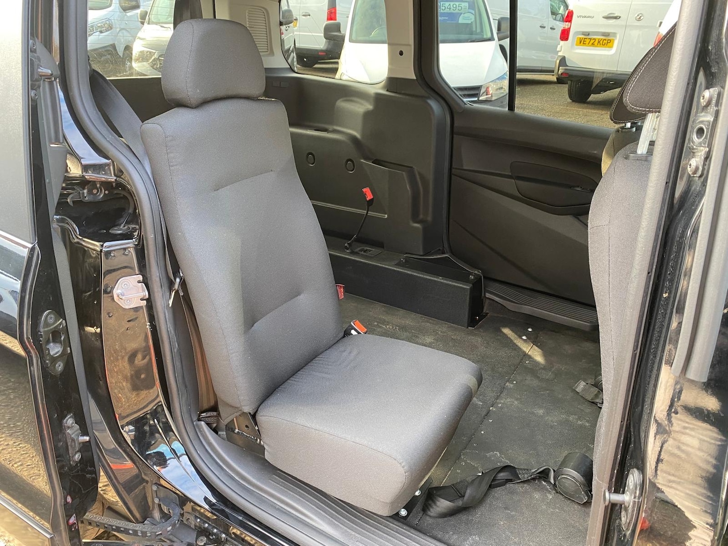 Used Ford Grand Tourneo Connect 2018 for sale - 77247641: Photo 15