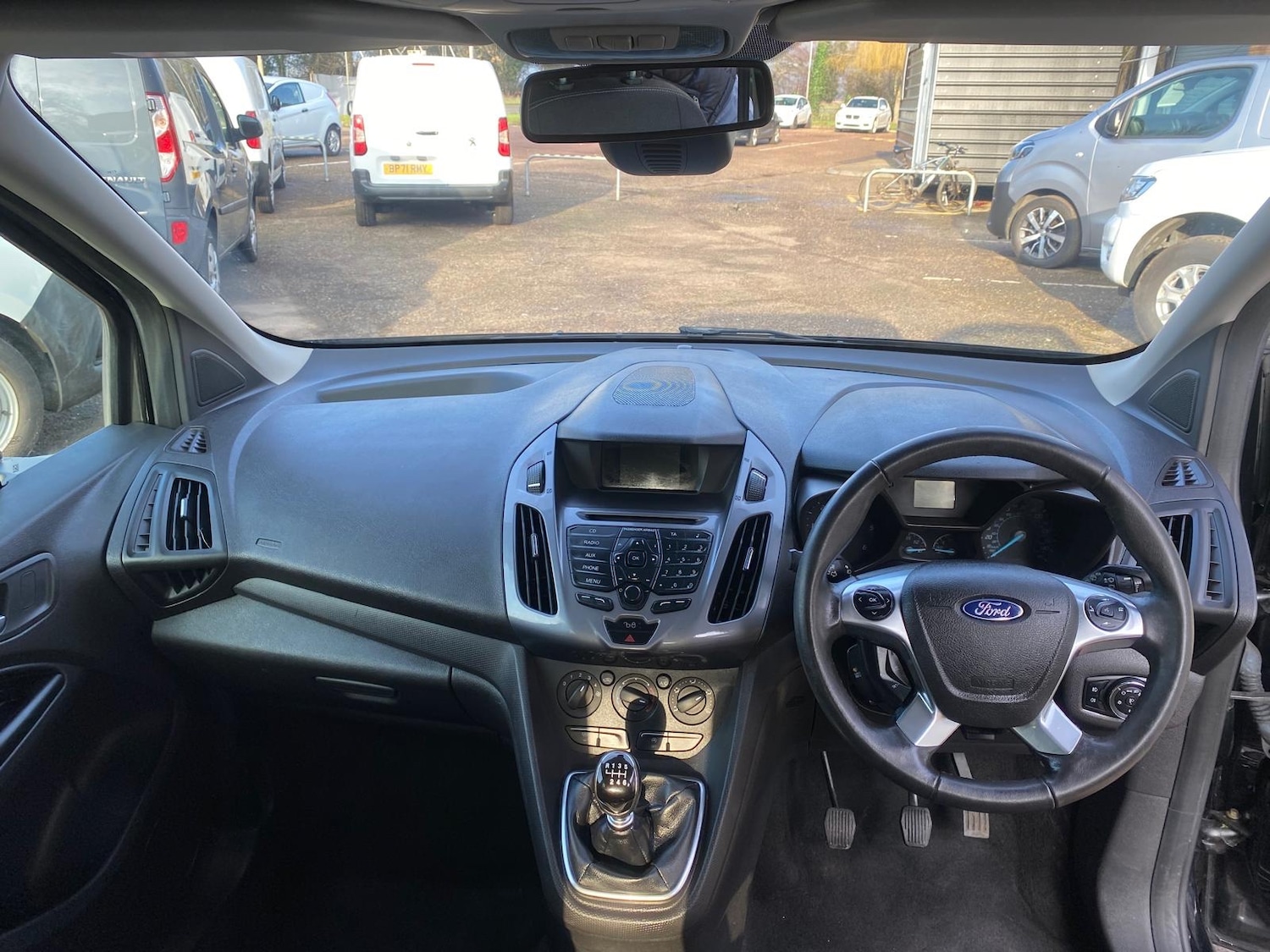 Used Ford Grand Tourneo Connect 2018 for sale - 77247641: Photo 16