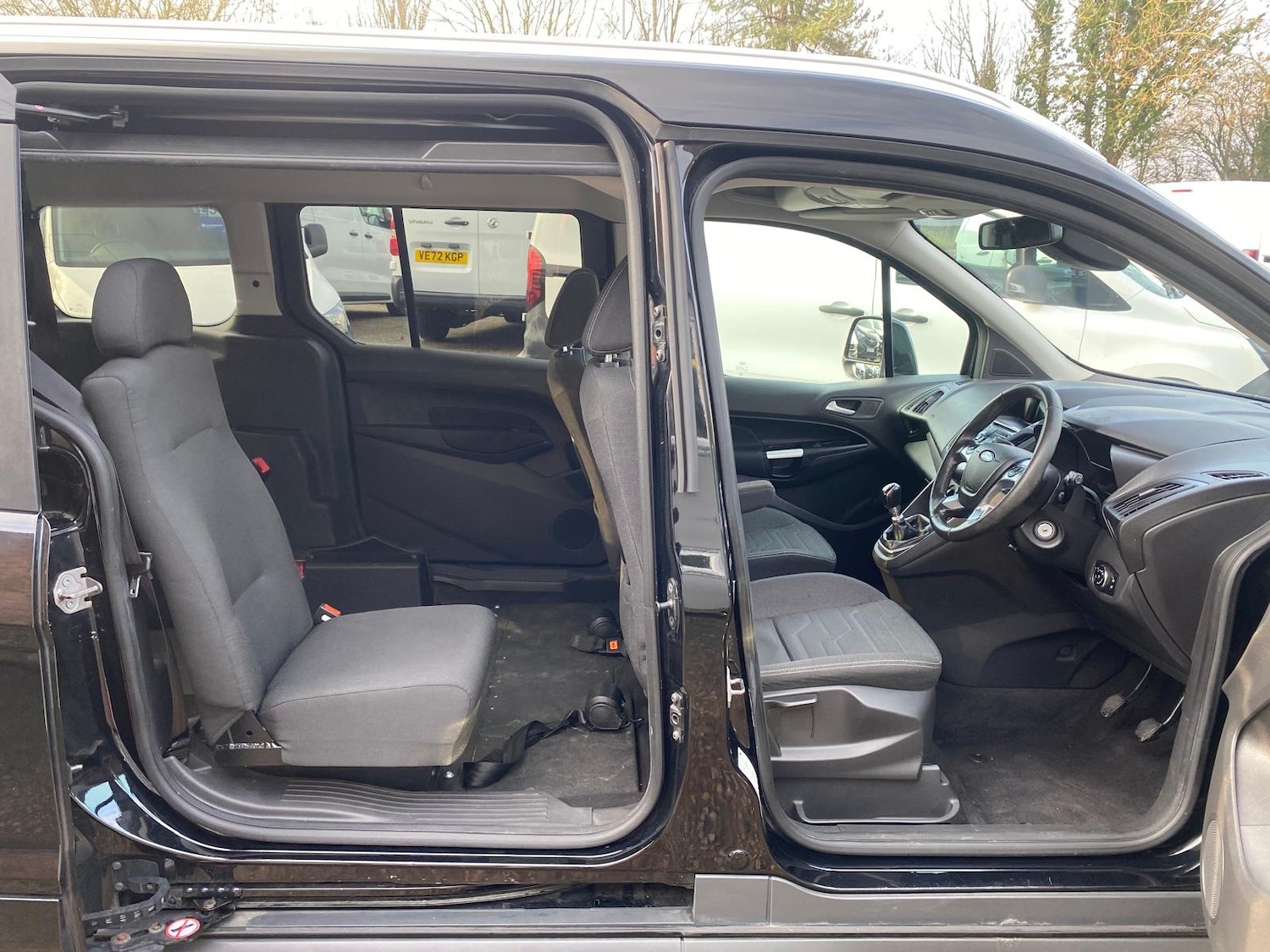 Used Ford Grand Tourneo Connect 2018 for sale - 77247641: Photo 7