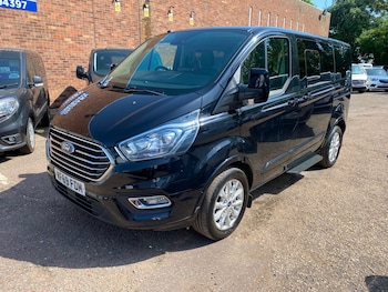 Used Ford Tourneo Custom 2019 for sale - 79043789: Photo