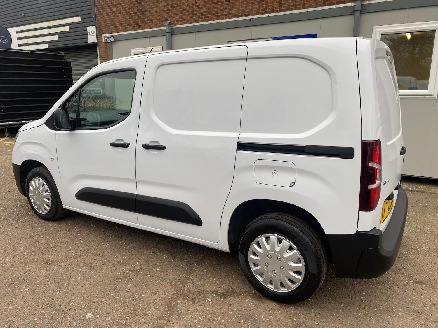Used Vauxhall Combo 2022 for sale - 77856012: Photo 2