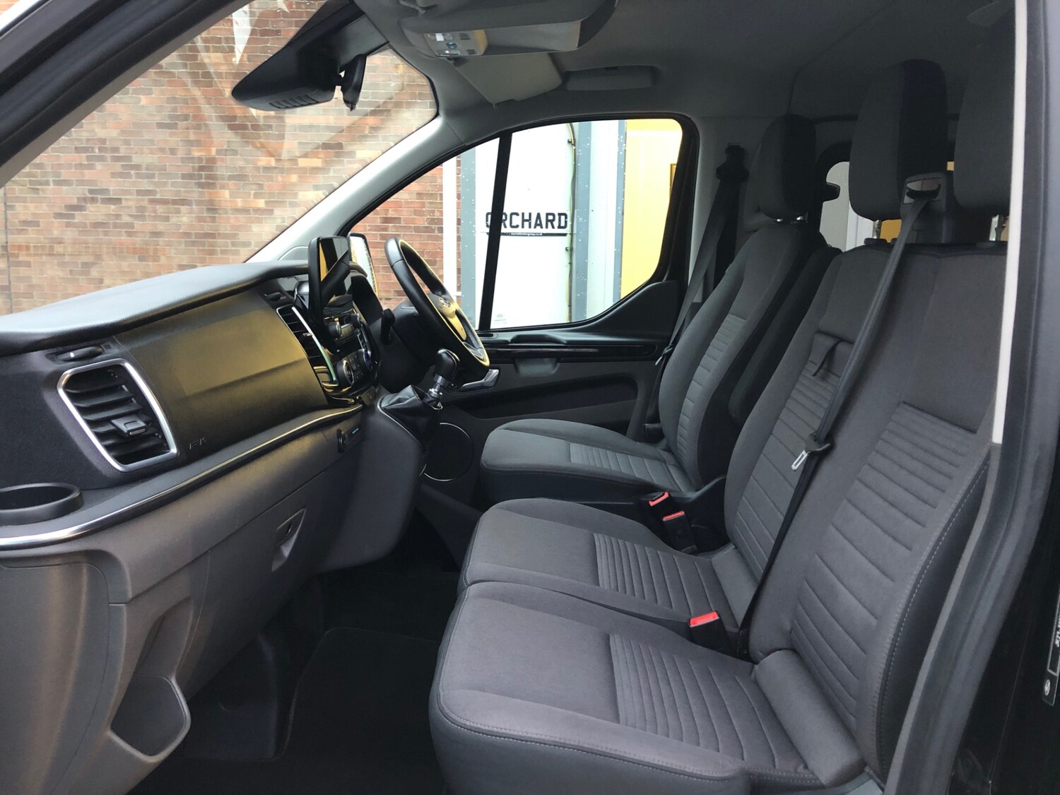 Used Ford Tourneo Custom 2018 for sale - 76663163: Photo 13